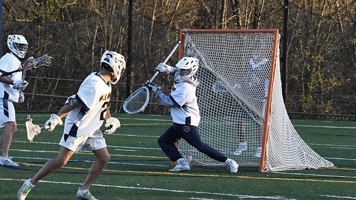 Lacrosse Claims Fourth Consecutive Win